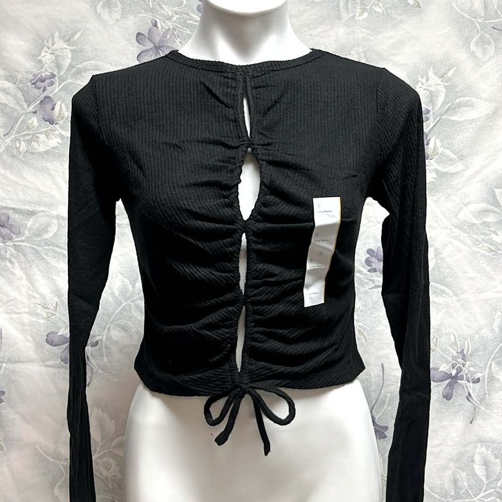 NWT Ribbed Open-Front Top